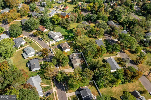 $899,000 | 316 Farmdale Road, Moorestown, NJ 08057