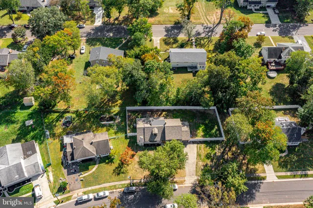 $899,000 | 316 Farmdale Road, Moorestown, NJ 08057