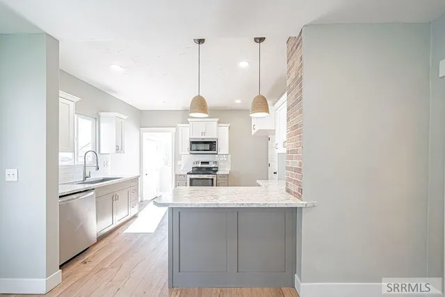 $399,000 | 305 I Street, Idaho Falls, ID 83402