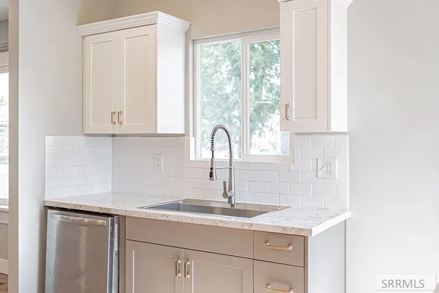 $399,000 | 305 I Street, Idaho Falls, ID 83402