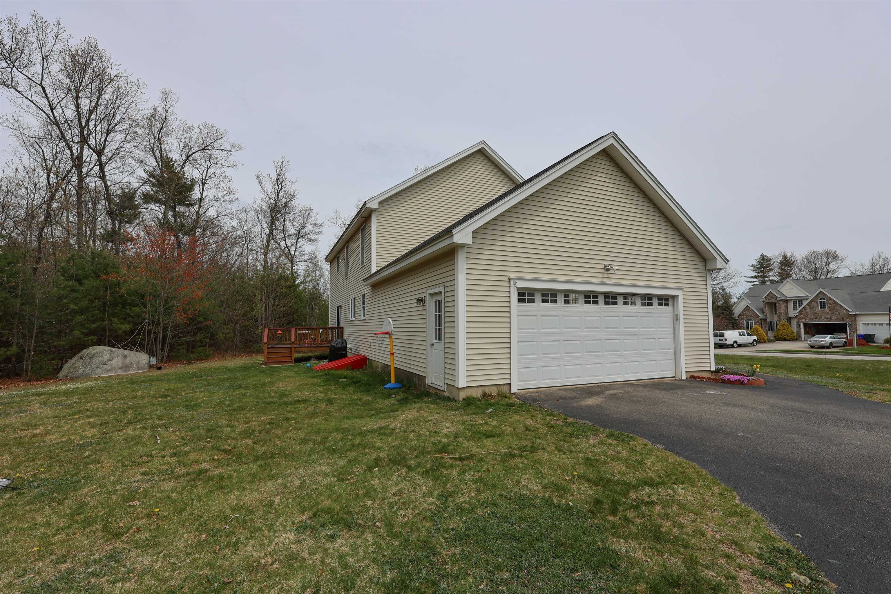 99 South Ridge Drive Manchester, NH 03109 - Photo 40 of 40