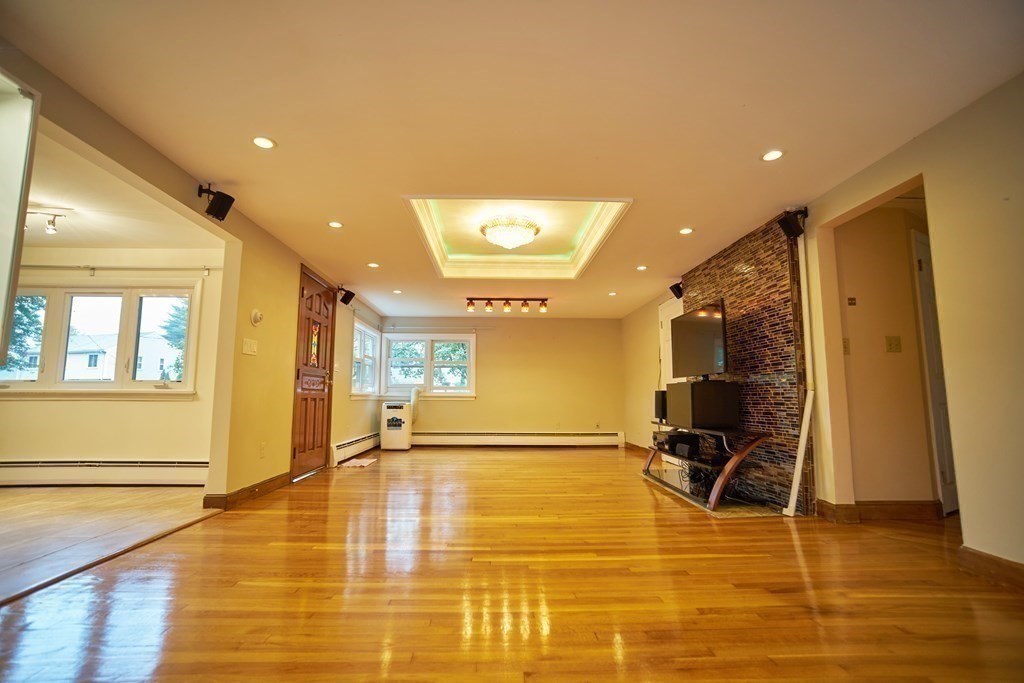 16 Fairview Road Canton, MA 02021 - Photo 6 of 25 Gallery Image 6