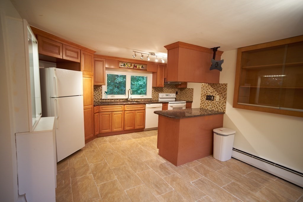 16 Fairview Road Canton, MA 02021 - Photo 9 of 25 Gallery Image 9