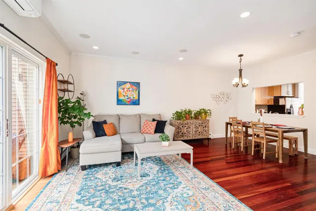 $500,000 | 602 North Avenue, Unit 8, Burlington, VT 05408