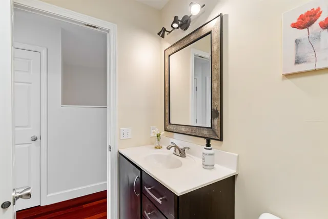 $500,000 | 602 North Avenue, Unit 8, Burlington, VT 05408