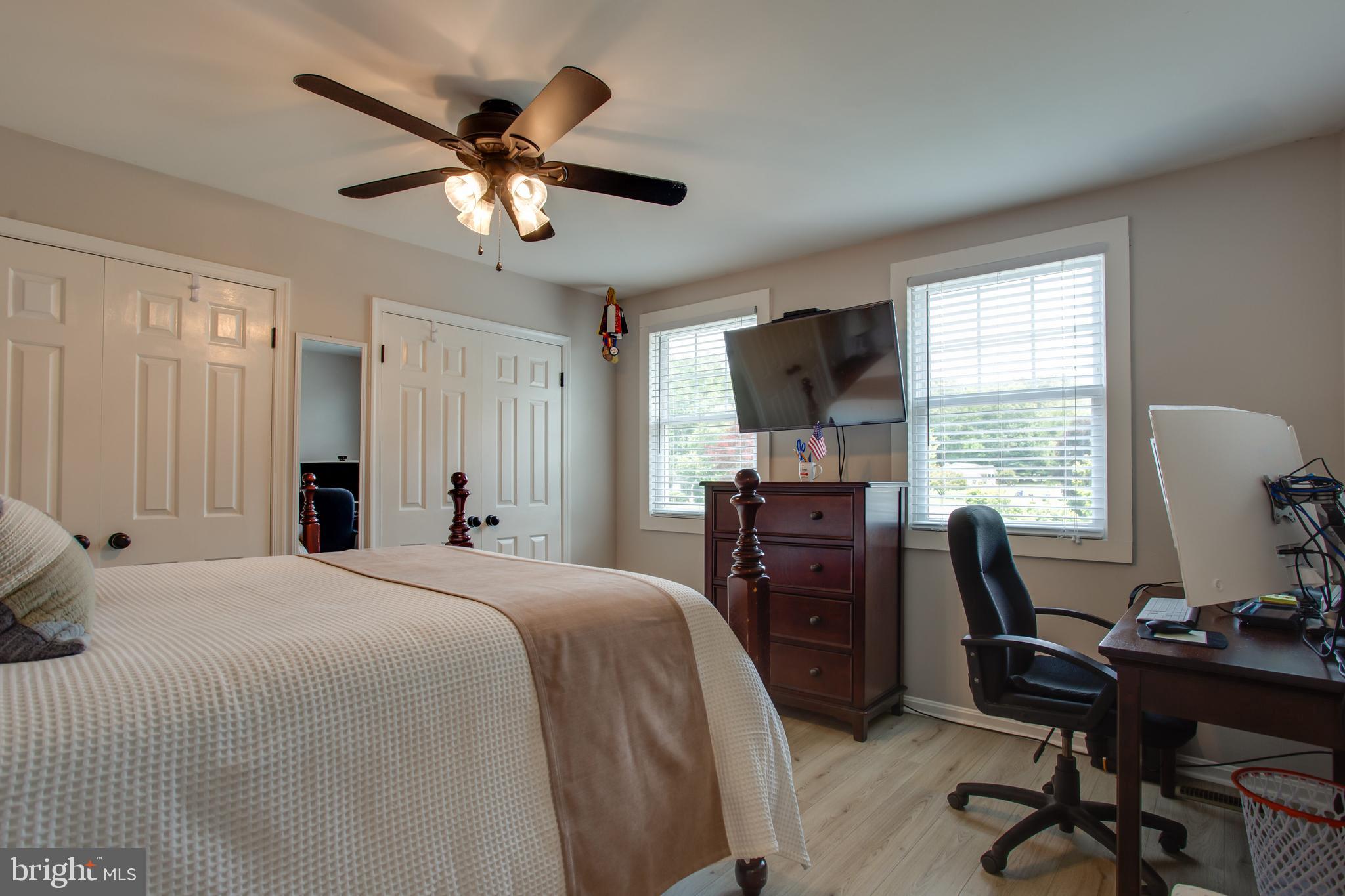 2904 Eutaw Forest Drive Waldorf, MD 20603 - Photo 15 of 59 a bedroom with a workspace