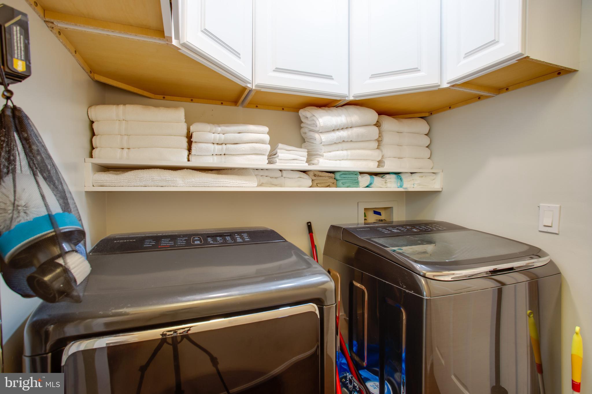 2904 Eutaw Forest Drive Waldorf, MD 20603 - Photo 44 of 59 a utility room with dryer and washer