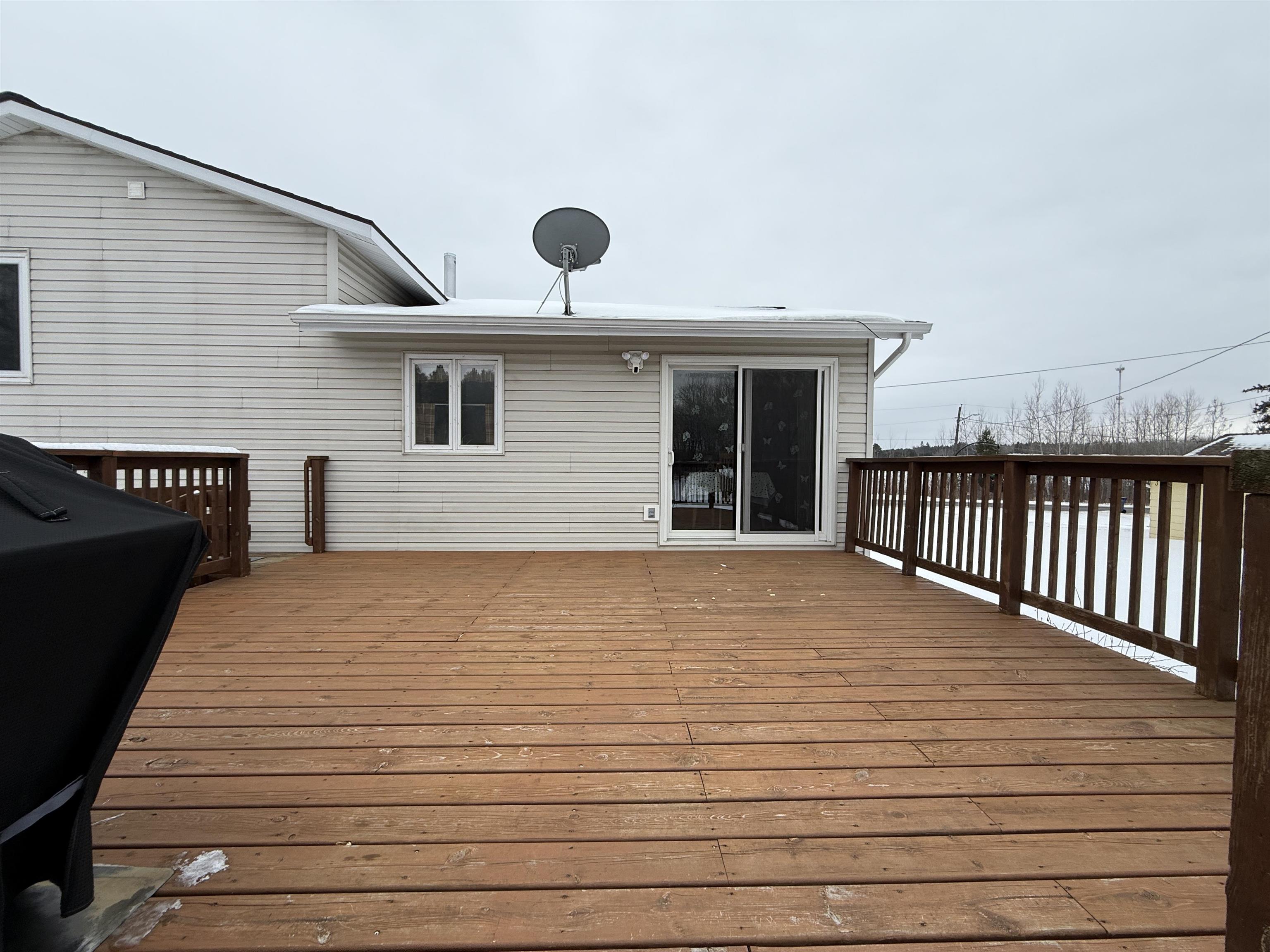 3991 Dillon Road Hibbing, MN 55746 - Photo 6 of 25 View of wooden terrace