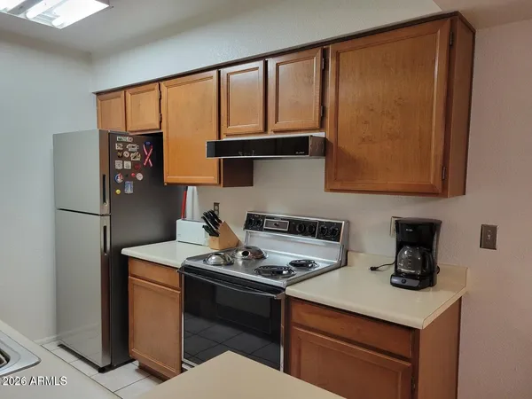 $2,000 | 10610 South 48th Street, Unit 2058, Phoenix, AZ 85044