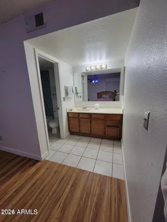 $2,000 | 10610 South 48th Street, Unit 2058, Phoenix, AZ 85044