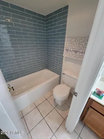 $2,000 | 10610 South 48th Street, Unit 2058, Phoenix, AZ 85044