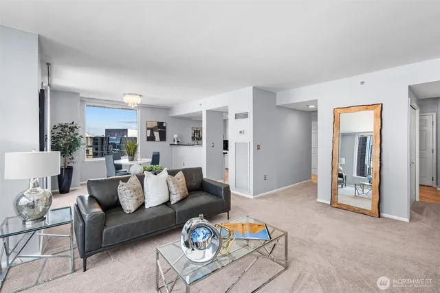 $1,088,000 | 177 107th Avenue Northeast, Unit 1702, Bellevue, WA 98004