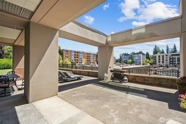 $1,088,000 | 177 107th Avenue Northeast, Unit 1702, Bellevue, WA 98004