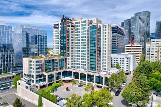 $1,088,000 | 177 107th Avenue Northeast, Unit 1702, Bellevue, WA 98004