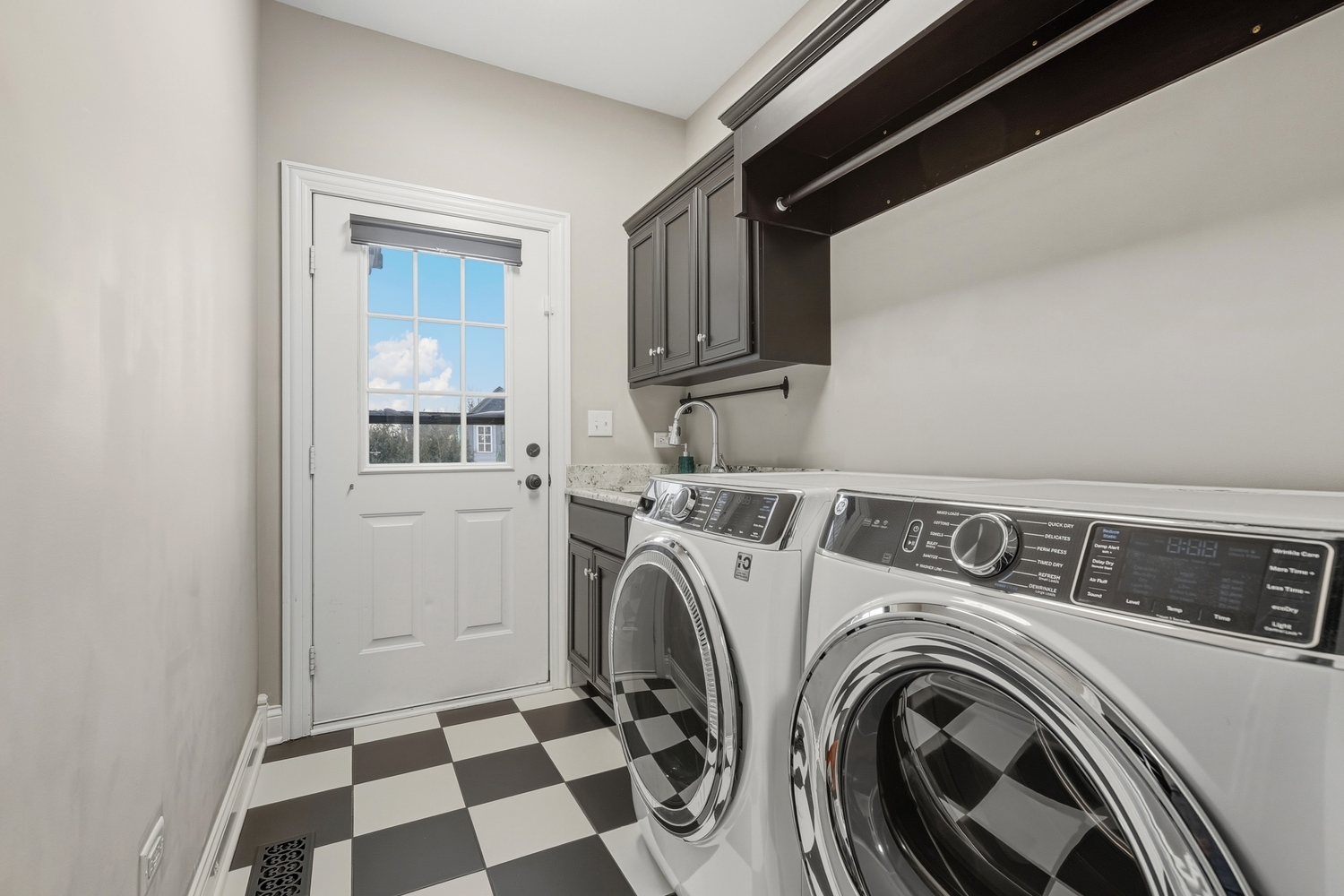 2109 Viewside Drive New Lenox, IL 60451 - Photo 18 of 43