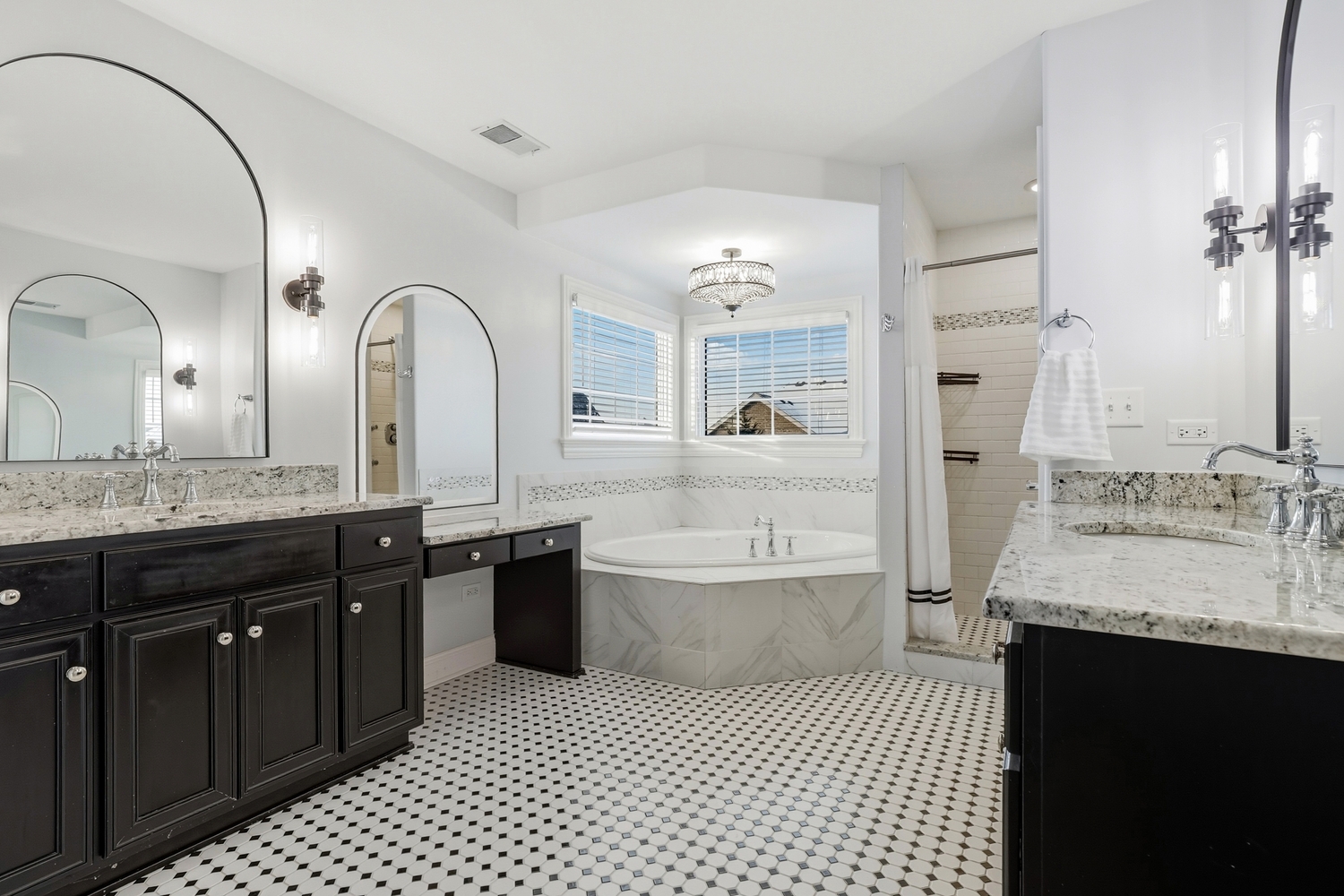 2109 Viewside Drive New Lenox, IL 60451 - Photo 23 of 43