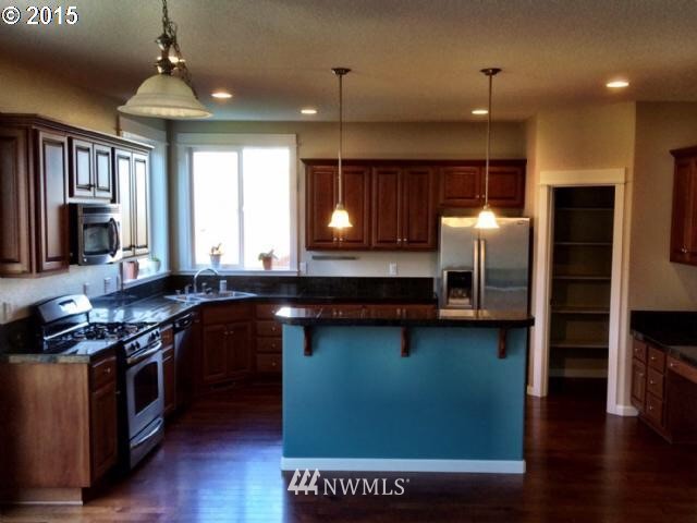 1403 South Dusky Drive Ridgefield, WA 98642 - Photo 2 of 10