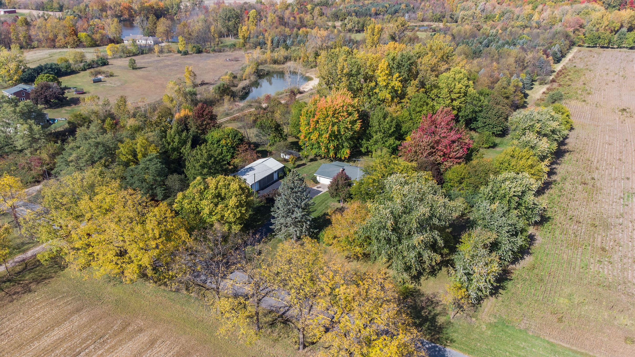 7689 Sinclair Road Eau Claire, MI 49111 - Photo 29 of 35 DJI_0193
