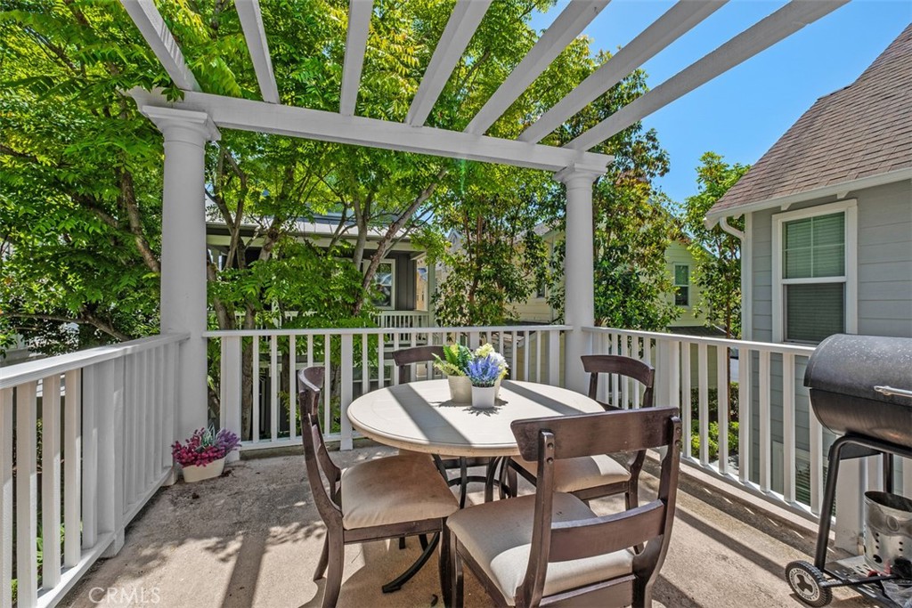10 Thorp Ladera Ranch, CA 92694 - Photo 16 of 37 Private patio access from the living room