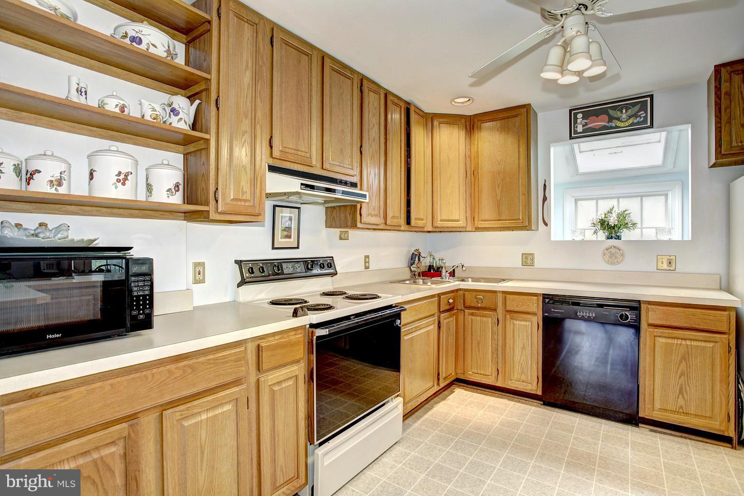 405 Sumner Road Annapolis, MD 21401 - Photo 6 of 30 Kitchen