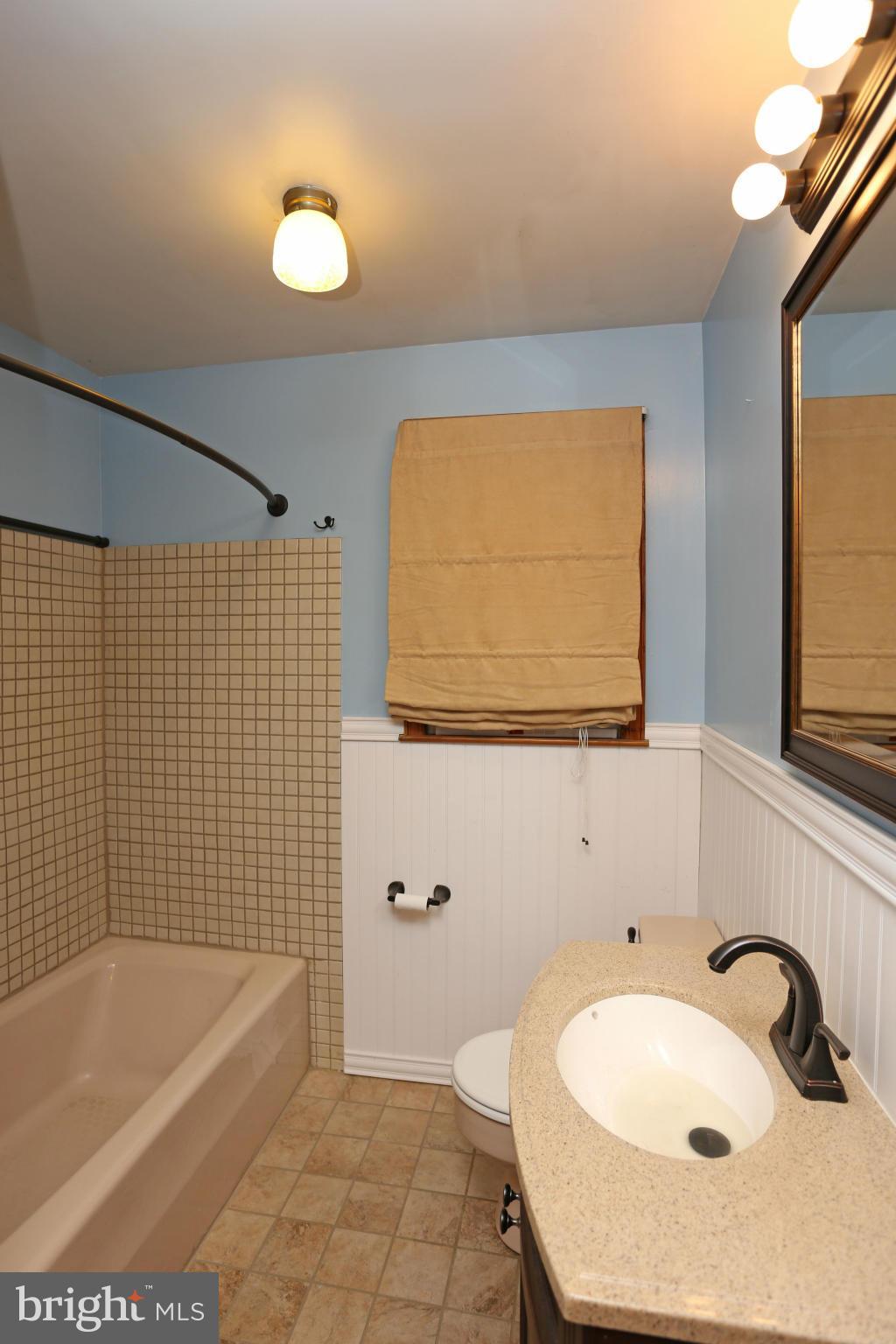 525 Cleveland Road Linthicum Heights, MD 21090 - Photo 12 of 25 Bath