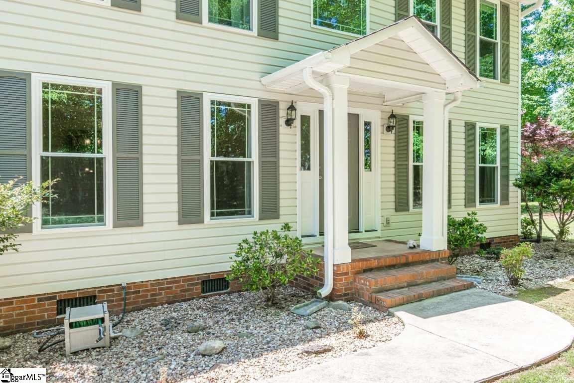 24 Mosteller Road Travelers Rest, SC 29690 - Photo 2 of 35 Gallery Image 2