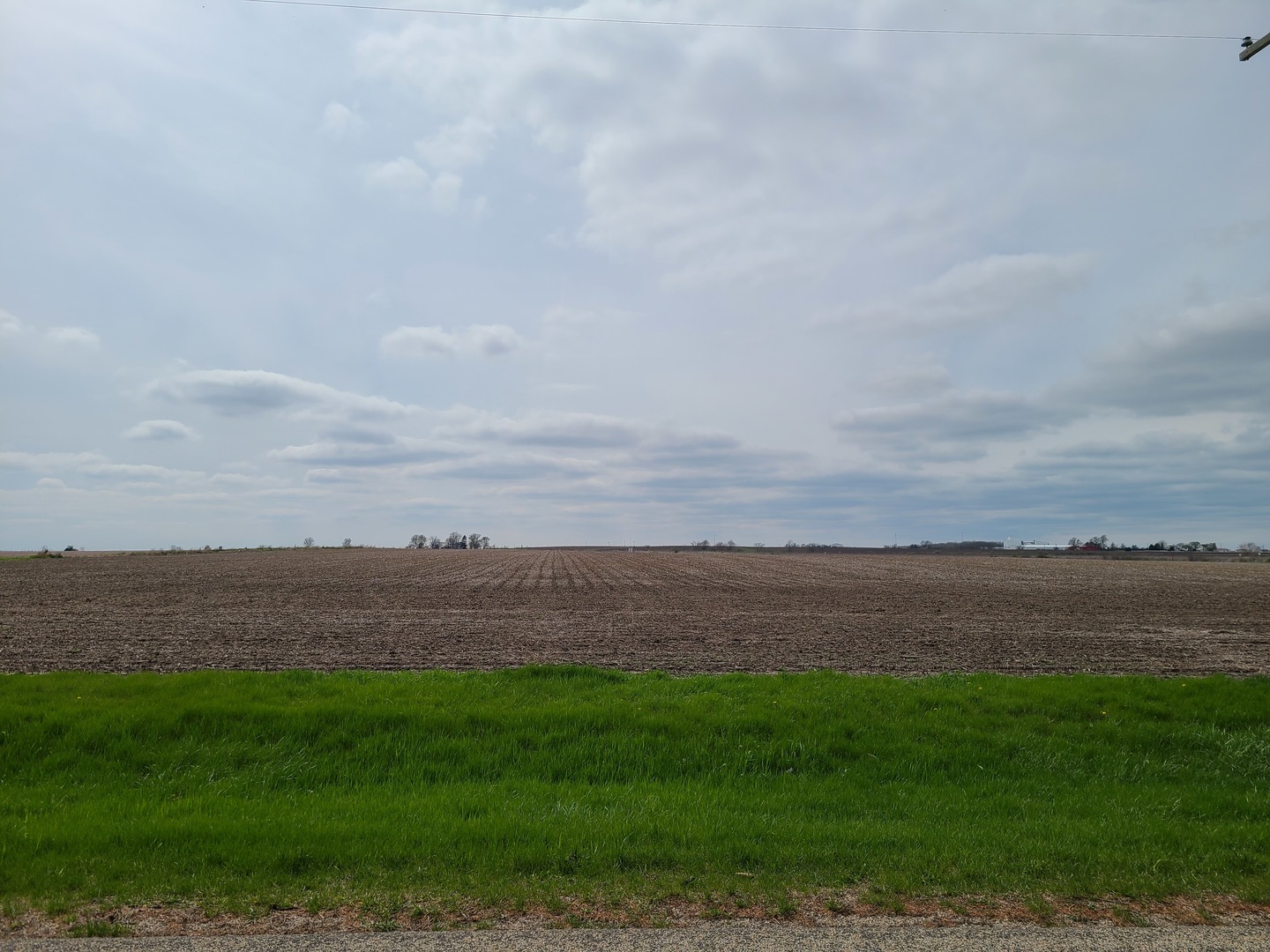 0 Midway Road Ashton, IL 61006 - Photo 3 of 8 a view of an ocean and beach