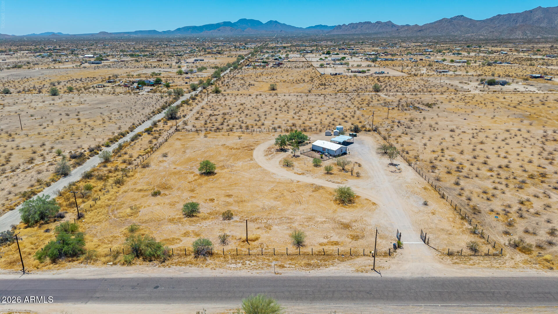 53679 West Barnes Road Maricopa, AZ 85139 - Photo 12 of 20