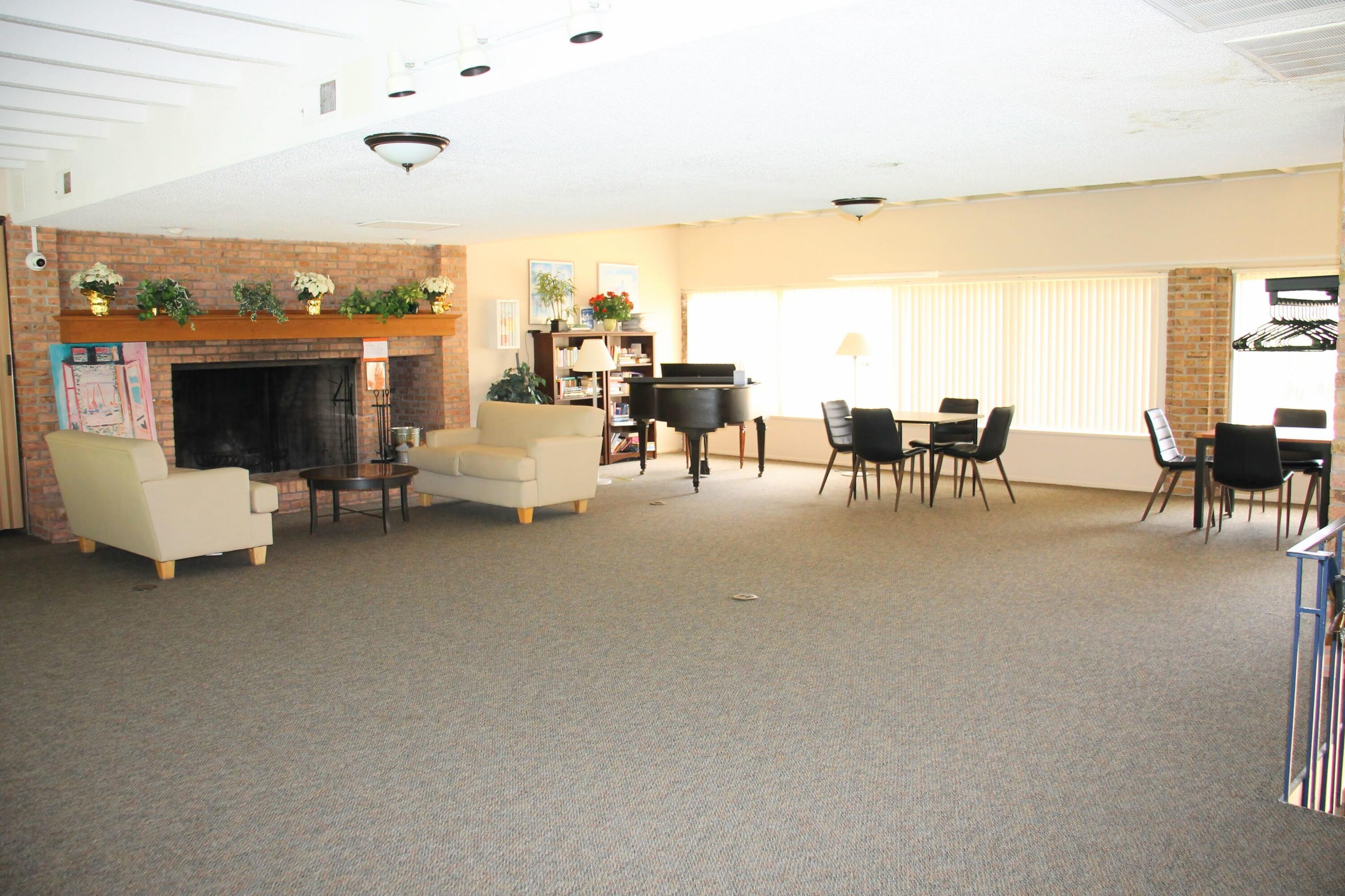 1265 South Maple Road, Unit 207 Ann Arbor, MI 48103 - Photo 23 of 25 IMG_5100 Copy