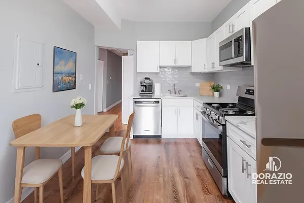 $537,900 | 6111 South Eberhart Avenue, Chicago, IL 60637