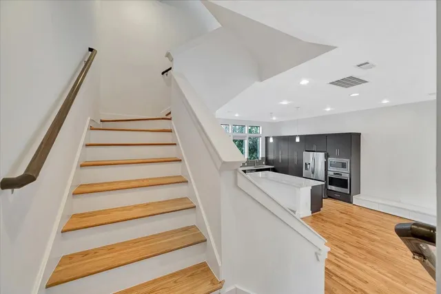 $535,000 | 2104 Colorado Street, Houston, TX 77007