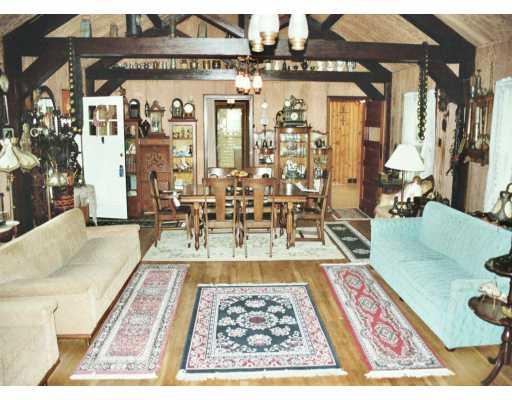 459 Highview Road Wexford, PA 15090 - Photo 5 of 8 Living Room.