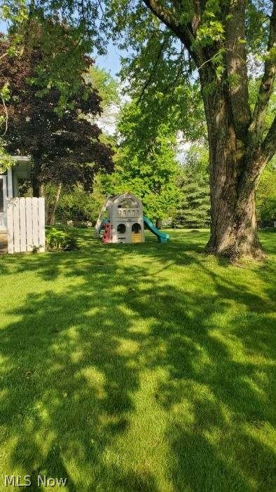 2849 Bancroft Road Akron, OH 44333 - Photo 23 of 24