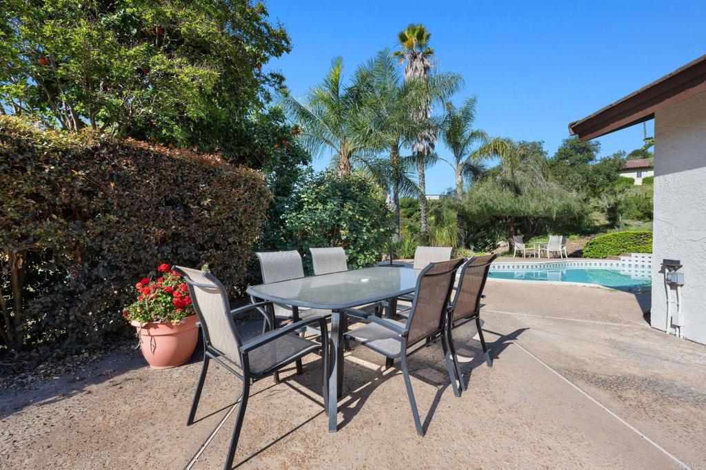 3819 Foxglove Lane Fallbrook, CA 92028 - Photo 30 of 48