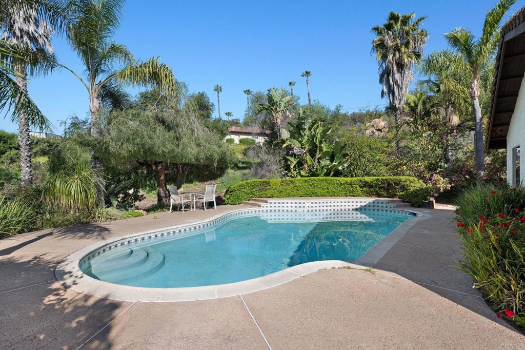 3819 Foxglove Lane Fallbrook, CA 92028 - Photo 3 of 48