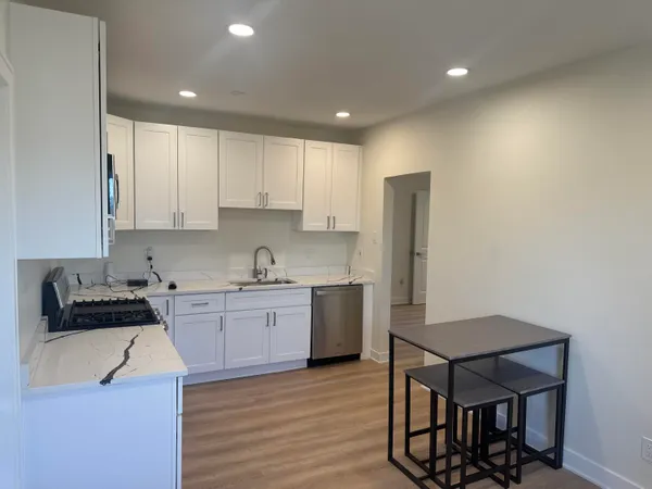 $1,650 | Undisclosed Address, Detroit, MI 48208