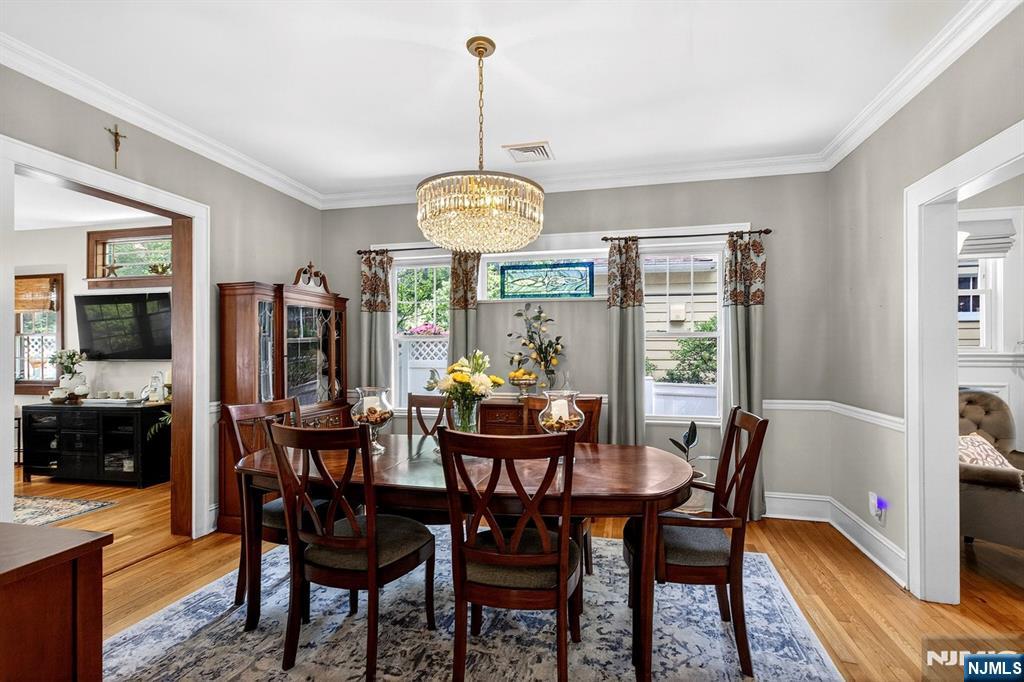 158 Vreeland Avenue Rutherford, NJ 07070 - Photo 9 of 34