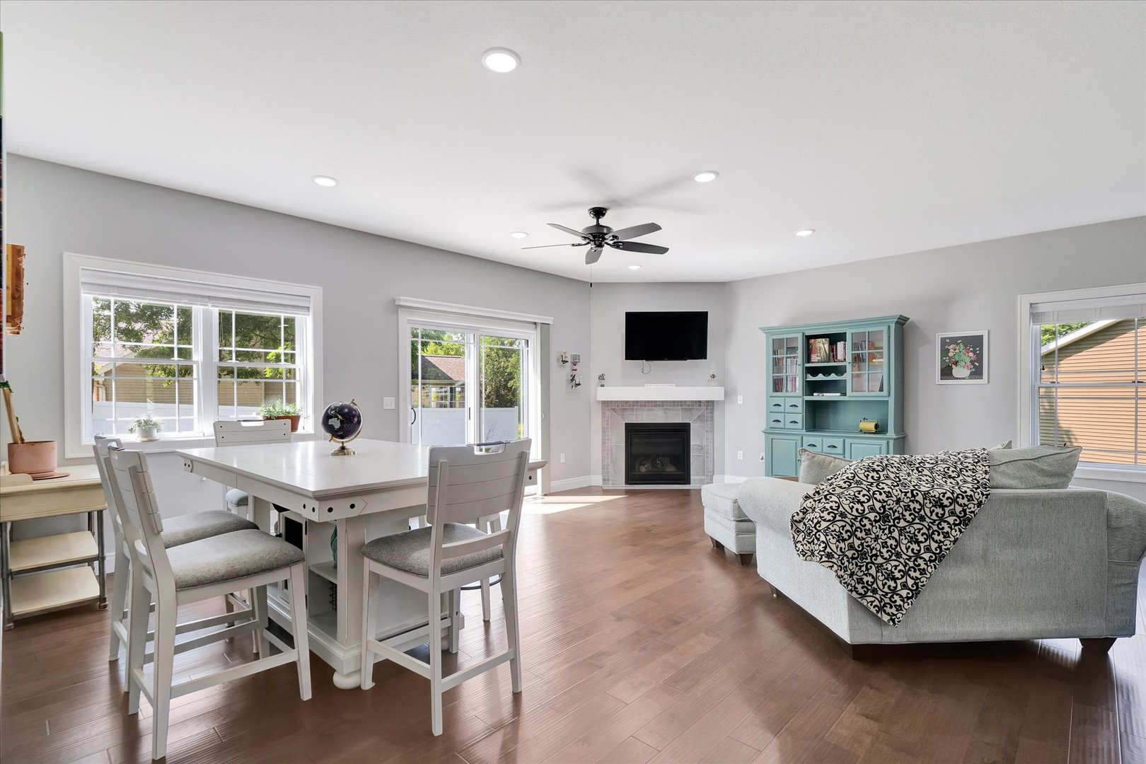 1804 Lake Ridge Court Mahomet, IL 61853 - Photo 6 of 39 Gallery Image 6
