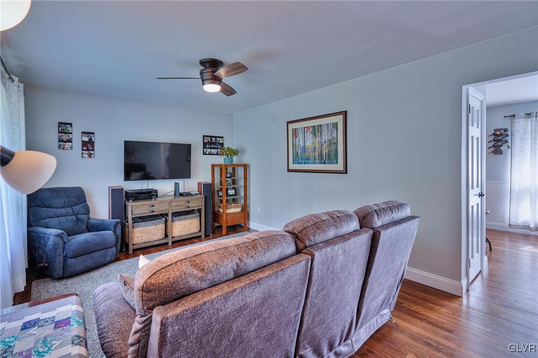 1822 Riverbend Road Allentown, PA 18103 - Photo 5 of 29 Gallery Image 5