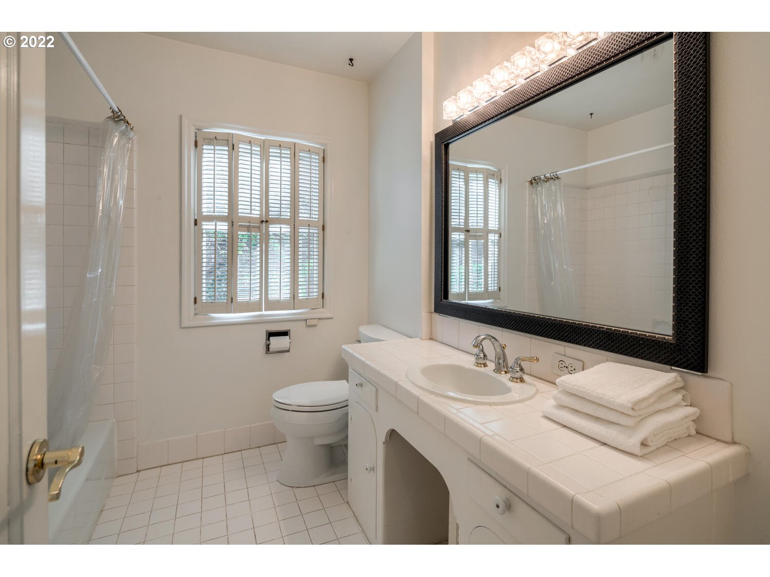 900 Southwest Moss Street Portland, OR 97219 - Photo 18 of 32 Gallery Image 18