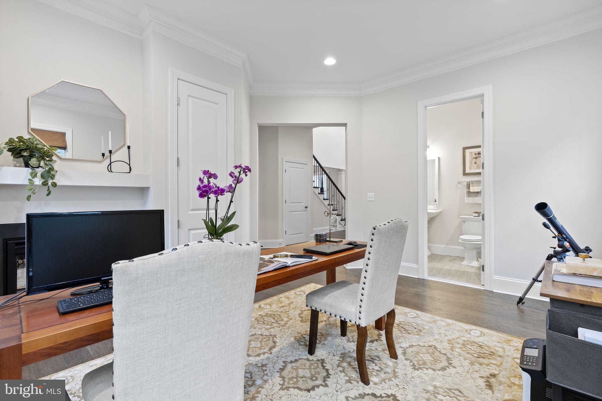 447 Springvale Road Great Falls, VA 22066 - Photo 12 of 33