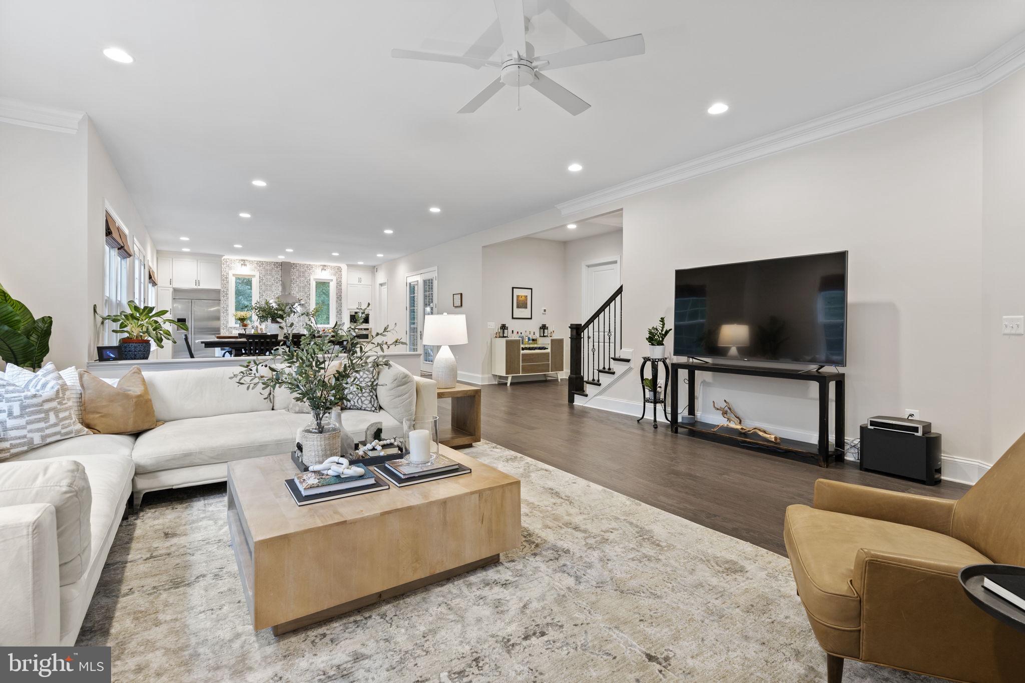 447 Springvale Road Great Falls, VA 22066 - Photo 9 of 33