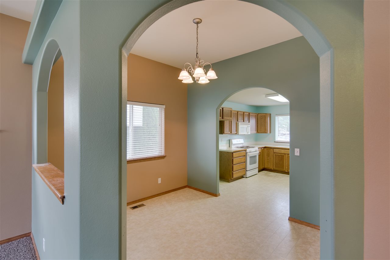 1314 South Van Marter Road Spokane Valley, WA 99206 - Photo 3 of 20 Gallery Image 3