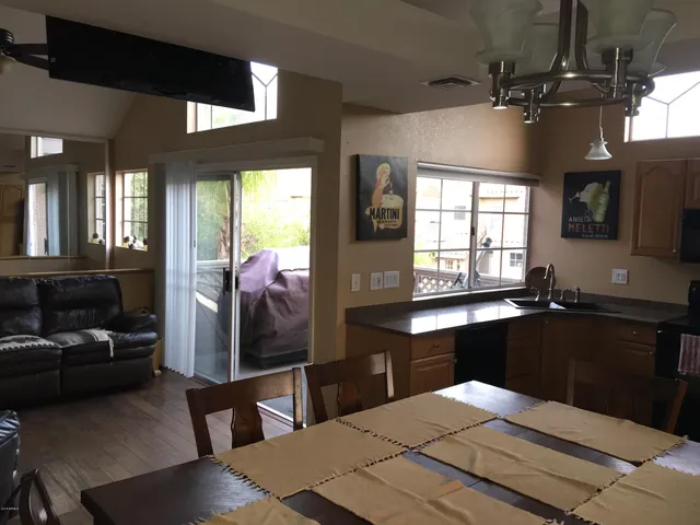 $2,975 | 1633 East Lakeside Drive, Unit 51, Gilbert, AZ 85234