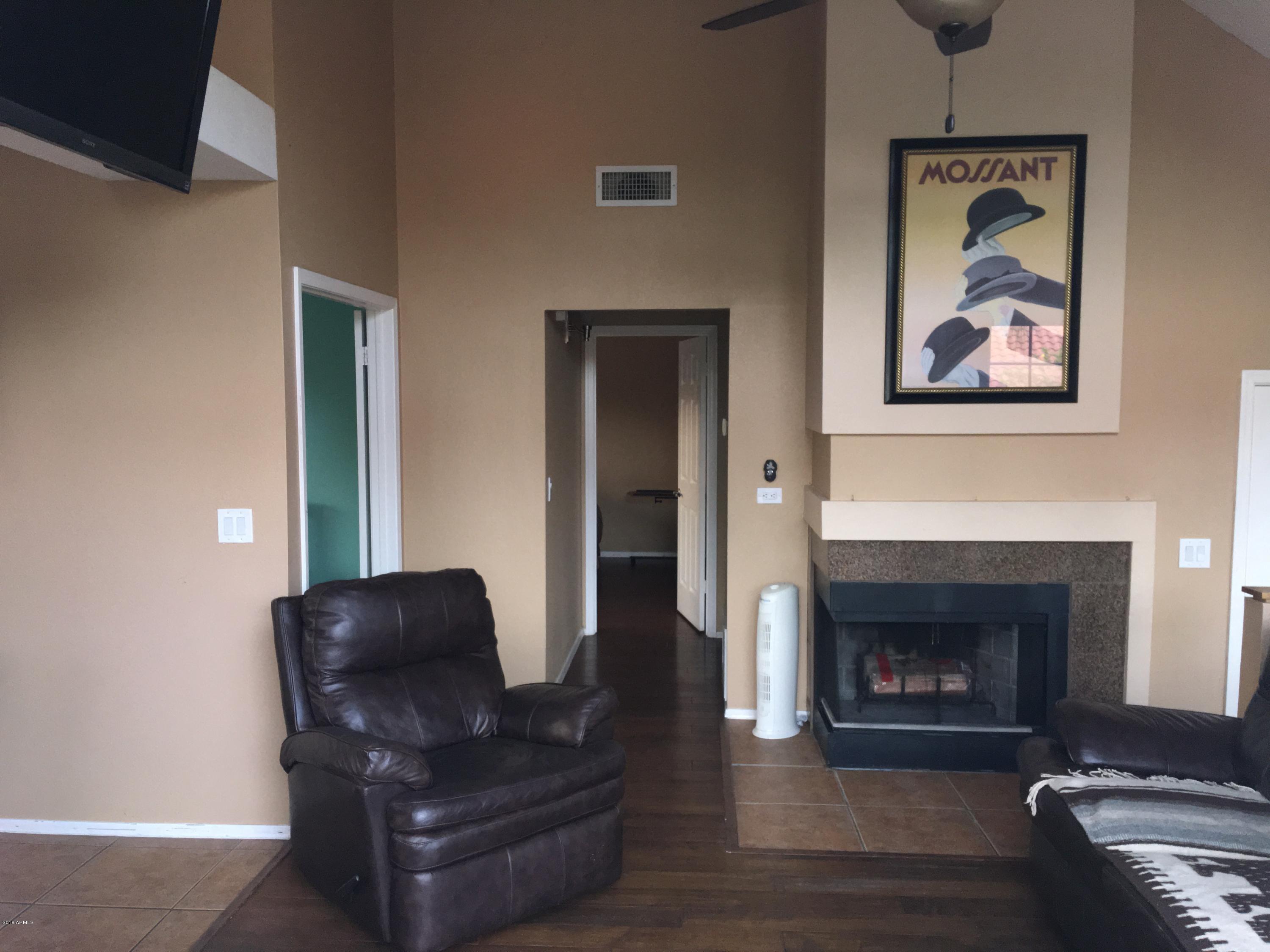 1633 East Lakeside Drive, Unit 51 Gilbert, AZ 85234 - Photo 7 of 32 IMG_1716