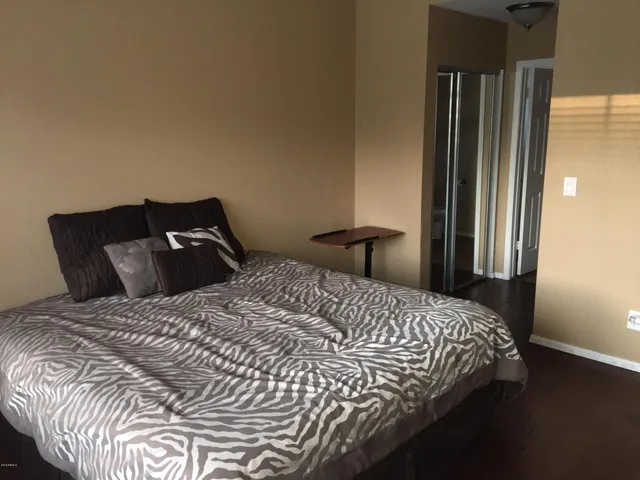 $2,975 | 1633 East Lakeside Drive, Unit 51, Gilbert, AZ 85234