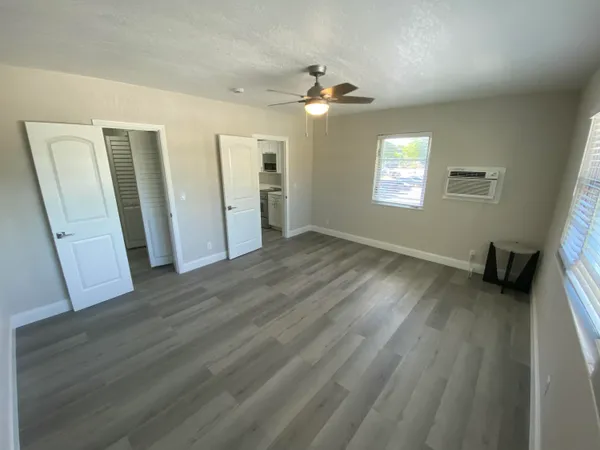 $1,900 | 115 Lucerne Avenue, Unit 4, Lake Worth Beach, FL 33460