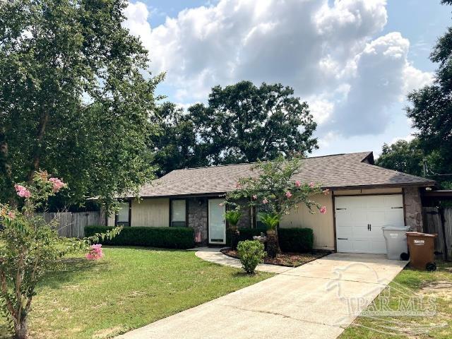 4228 Queens Court Milton, FL 32571 - Photo 2 of 25