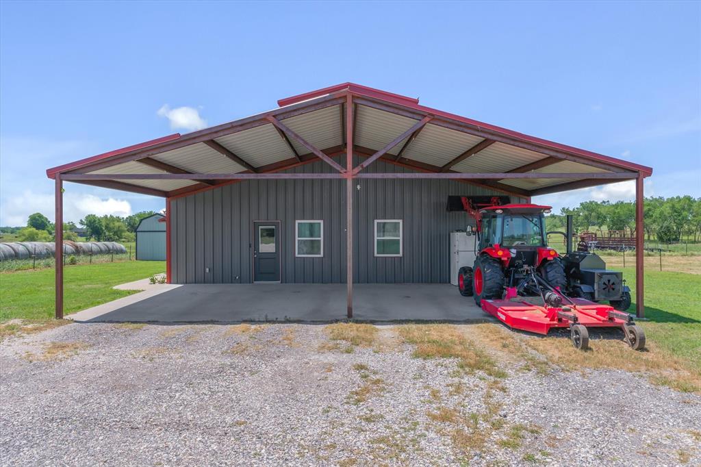 1026 VZ County Road Canton, TX 75103 - Photo 4 of 40 a view of a house with a yard