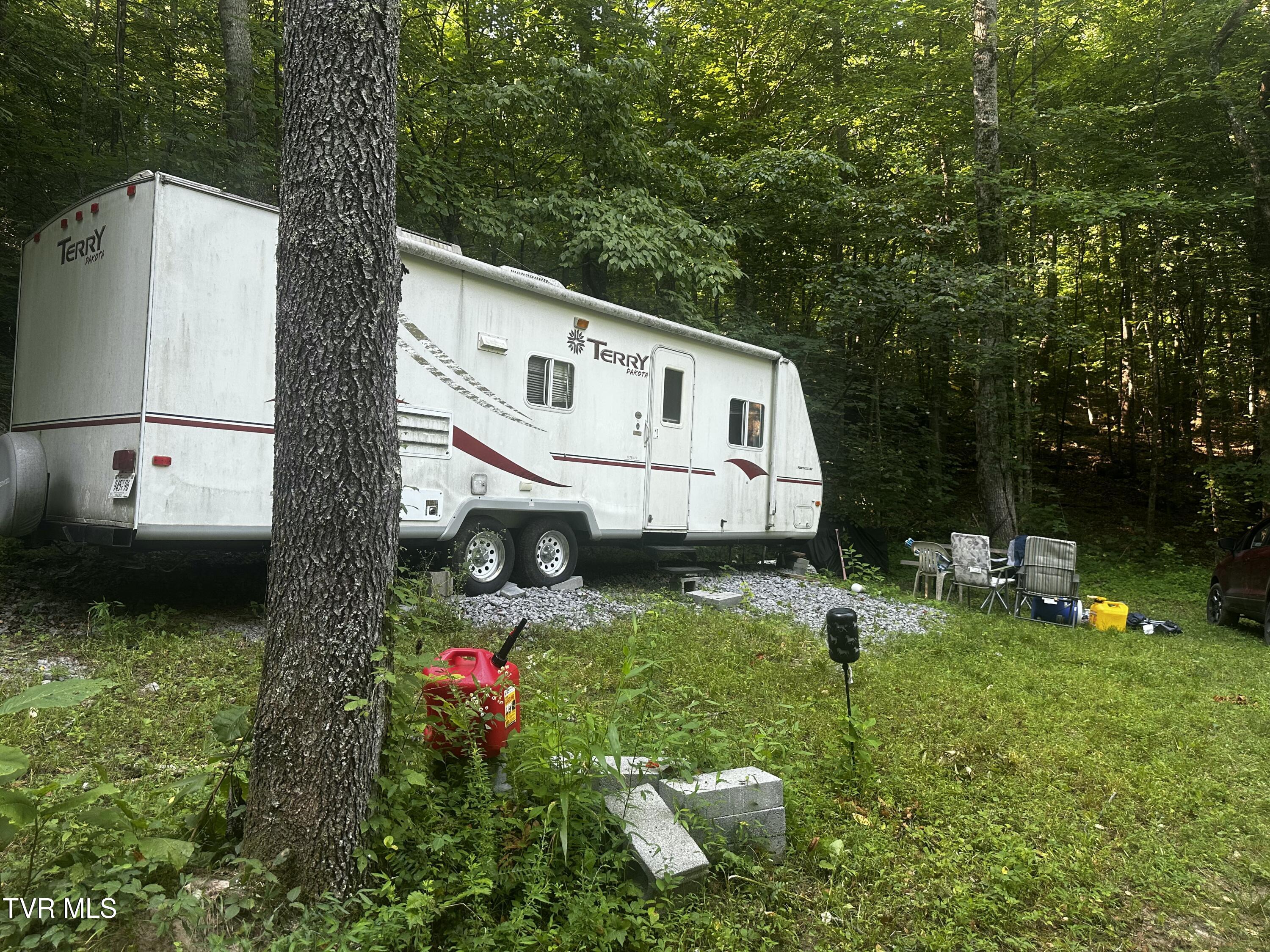 Tbd Clinch Mountain Road Eidson, TN 37731 - Photo 18 of 46 IMG_6598